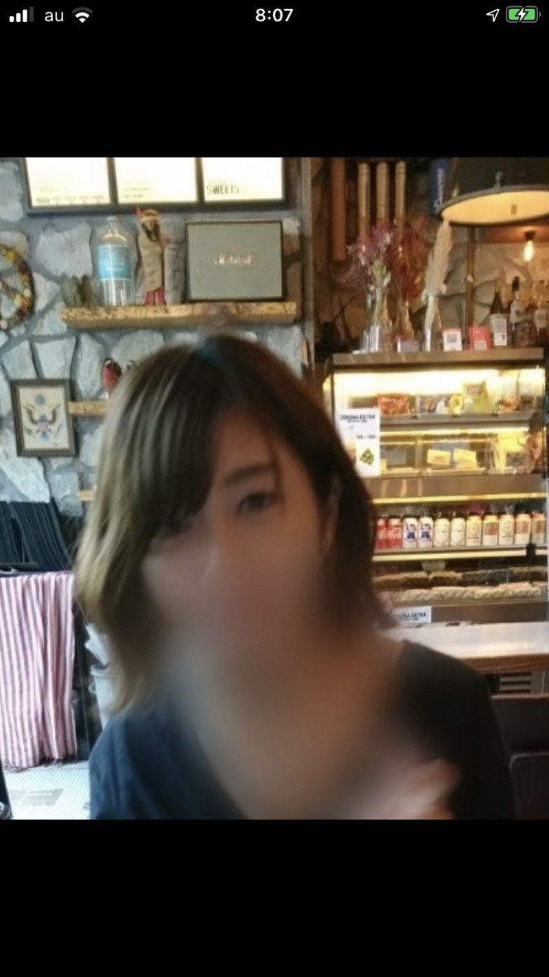 ؏